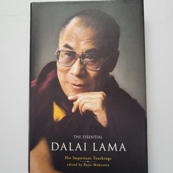 2005 The Essential Dalai Lama: His Important Teachings By Dalai Lama - Hardcover - Picture 2 of 8